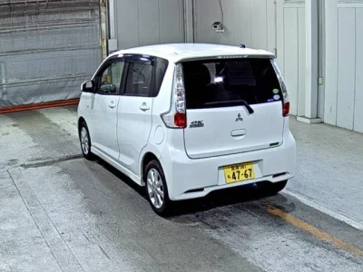 Mitsubishi EK CUSTOM