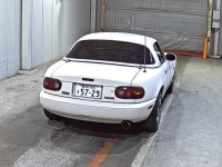 Mazda ROADSTER лот № 8115 оценка R  с аукциона в Японии 4