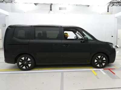 Honda STEP WAGON  с аукциона в Японии