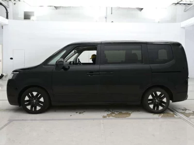 Honda STEP WAGON  с аукциона в Японии