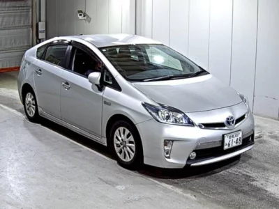 Toyota PRIUS PHV