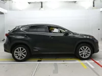 Lexus NX лот № 30009 оценка 4  с аукциона в Японии 2