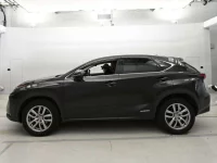 Lexus NX лот № 30009 оценка 4  с аукциона в Японии 3