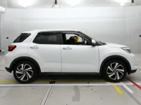 Toyota RAIZE лот № 30016 оценка 4.5  с аукциона в Японии 2