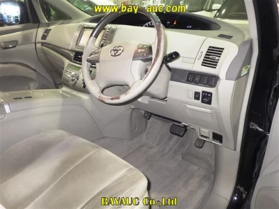 Toyota ESTIMA HYBRID