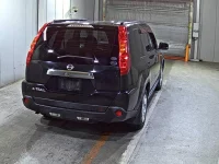 Nissan X-TRAIL лот № 8167 оценка 3.5  с аукциона в Японии 3