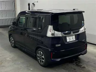 Mitsubishi DELICA D2