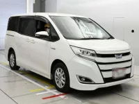Toyota NOAH лот № 30027 оценка 3.5  с аукциона в Японии 4
