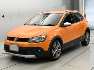 Volkswagen CROSS POLO