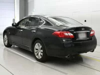 Nissan FUGA лот № 10239 оценка 4  с аукциона в Японии 5