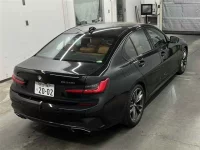 BMW 3-Series лот № 20198 оценка 4.5  с аукциона в Японии 4