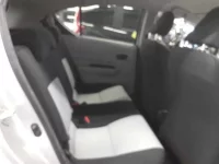 Toyota AQUA лот № 30039 оценка 4  с аукциона в Японии 10