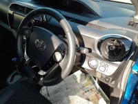 Toyota AQUA лот № 30044 оценка R  с аукциона в Японии 8