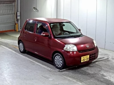 Daihatsu Esse