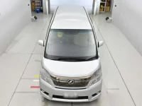 Toyota VELLFIRE лот № 30050 оценка 4  с аукциона в Японии 6