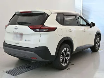 Nissan X-TRAIL  с аукциона в Японии