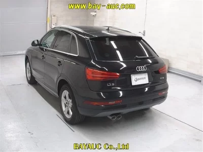 Audi Q3  с аукциона в Японии