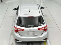 Toyota VITZ лот № 30067 оценка 3  с аукциона в Японии 7