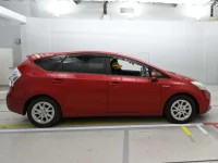 Toyota PRIUS ALPHA лот № 30069 оценка RA  с аукциона в Японии 2