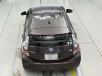 Toyota AQUA лот № 30073 оценка 3  с аукциона в Японии 7