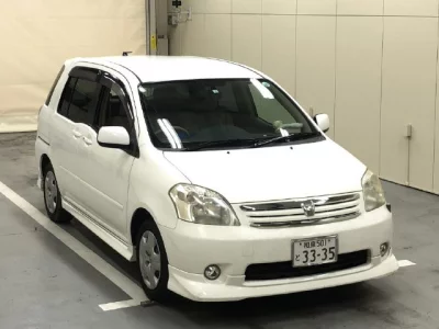 Toyota RAUM