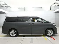 Toyota VELLFIRE лот № 30071 оценка 4  с аукциона в Японии 2