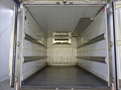 Hino DUTRO  с аукциона в Японии