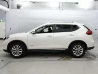 Nissan X-TRAIL лот № 30083 оценка 4.5  с аукциона в Японии 3