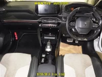 Peugeot 208 лот № 60186 оценка R  с аукциона в Японии 5