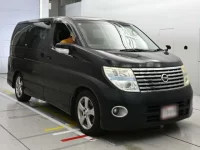 Nissan ELGRAND лот № 90159 оценка 3.5  с аукциона в Японии 4