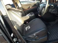 Nissan ELGRAND лот № 90159 оценка 3.5  с аукциона в Японии 9