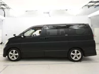 Nissan ELGRAND лот № 90159 оценка 3.5  с аукциона в Японии 3