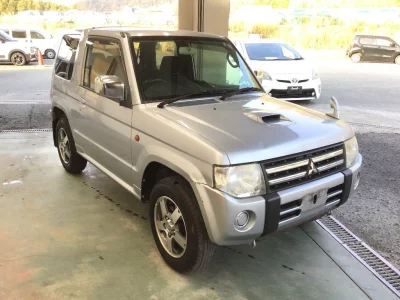 Mitsubishi PAJERO MINI
