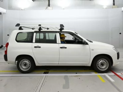 Toyota PROBOX  с аукциона в Японии