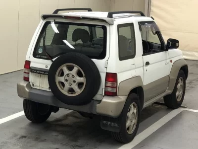 Mitsubishi PAJERO JR