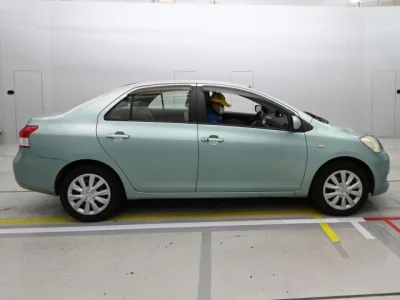 Toyota BELTA