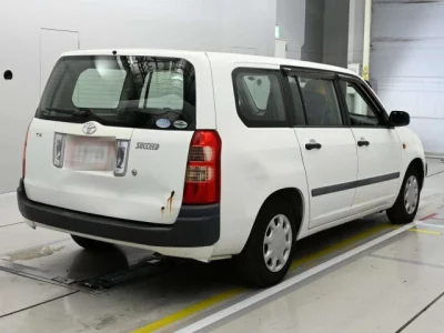 Toyota SUCCEED