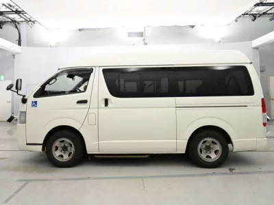 Toyota REGIUS ACE VAN