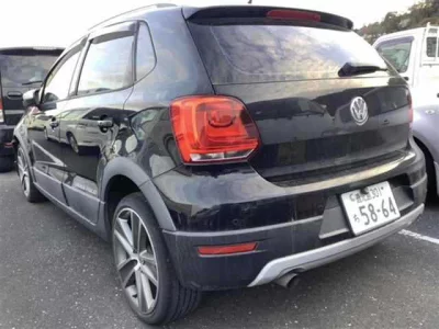 Volkswagen CROSS POLO