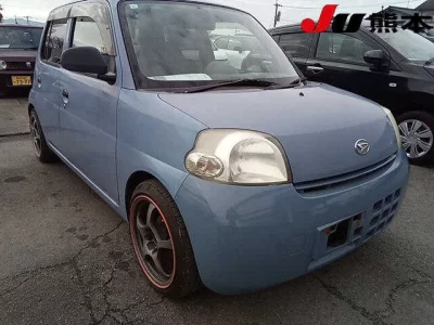 Daihatsu Esse