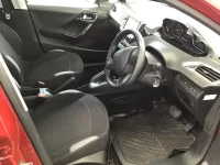 Peugeot 208 лот № 7563 оценка 3.5  с аукциона в Японии 4