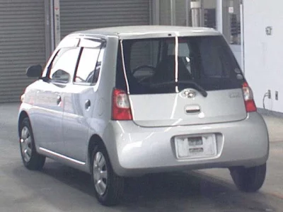 Daihatsu Esse