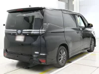 Toyota VOXY лот № 33246 оценка RA  с аукциона в Японии 1