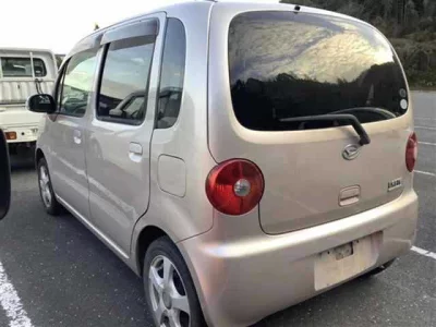 Daihatsu MOVE LATTE