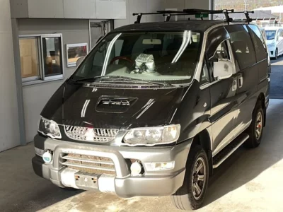 Mitsubishi DELICA
