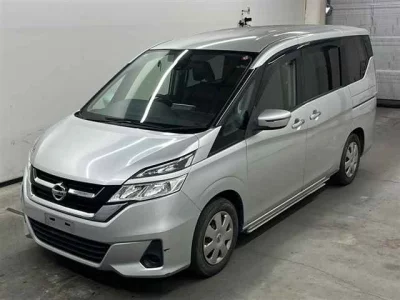 Nissan SERENA  с аукциона в Японии