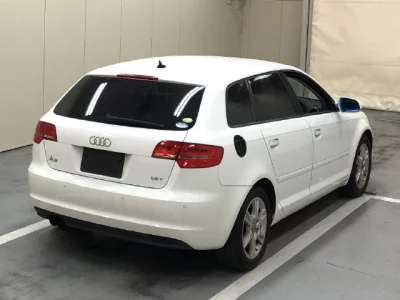 Audi A3  с аукциона в Японии