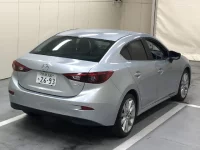 Mazda AXELA лот № 6515 оценка 4  с аукциона в Японии 3