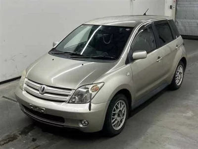 Toyota IST