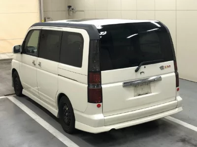 Honda STEP WAGON  с аукциона в Японии